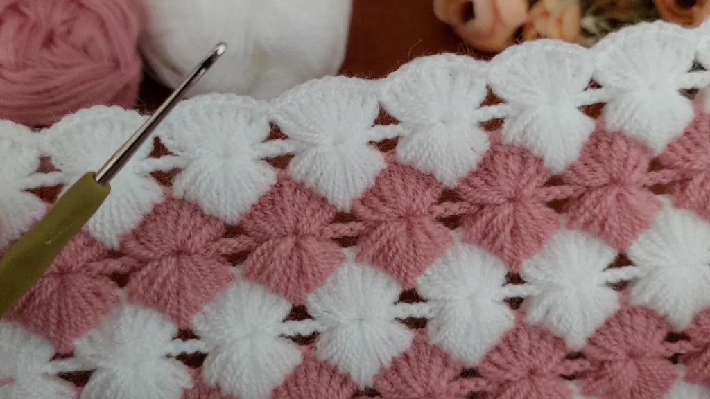 Puff Stitch Crochet Blanket Pattern – Soft Baby Blanket Idea with Pink and White Yarn